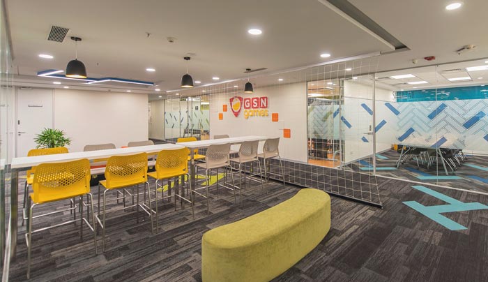 游戏公司办公室吧台装修设计案例效果图