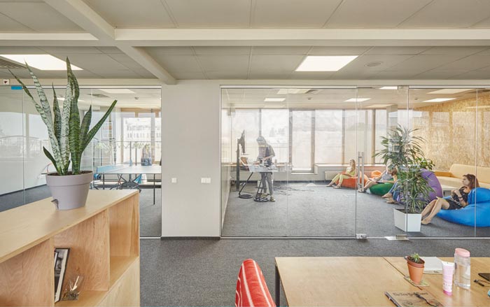 网络安全公司办公室装修设计案例效果图