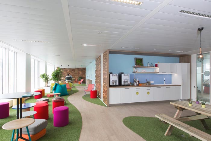 汽车租赁服务公司办公室如何装修？