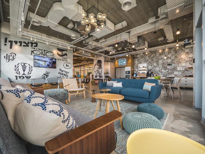 青岛软件开发公司办公室装修后实景图