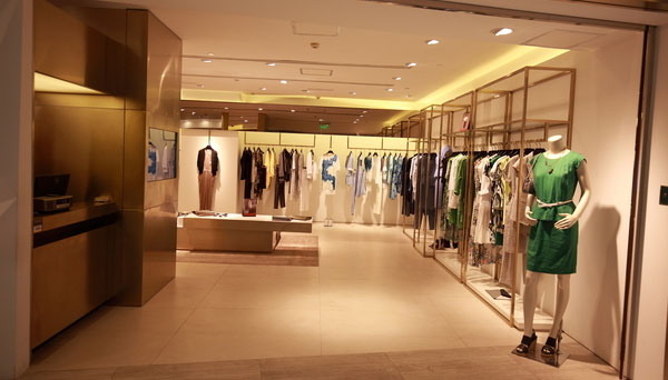 服装店铺装修效果图